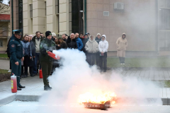 Занятие по использованию первичных средств пожаротушения
